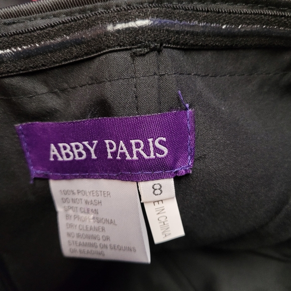 Women's size 8 formal gown - Picture 4 of 7